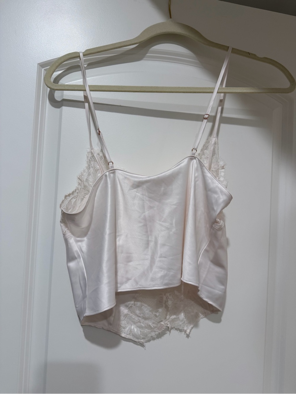 Victoria Secret Delicate Lace Satin Camisole - Picture 5 of 6